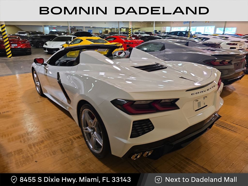 2021 Chevrolet Corvette Stingray 1LT photo 3