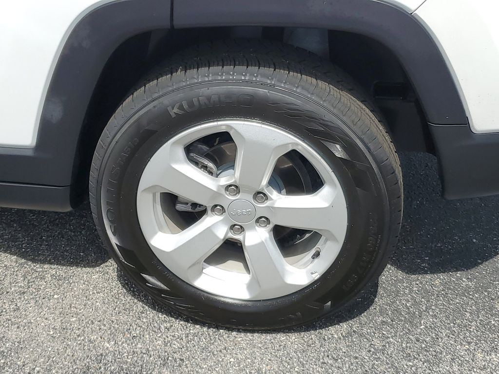 Image 5 of 2022 Jeep Compass Latitude SUV