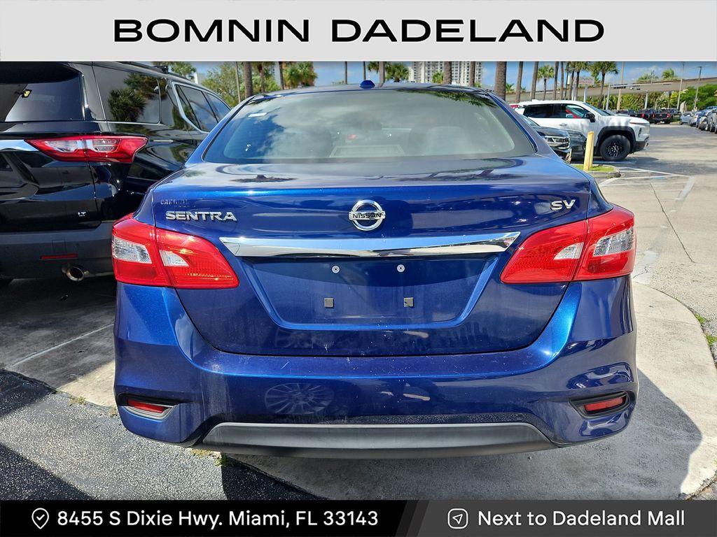 2017 Nissan Sentra SV photo 4