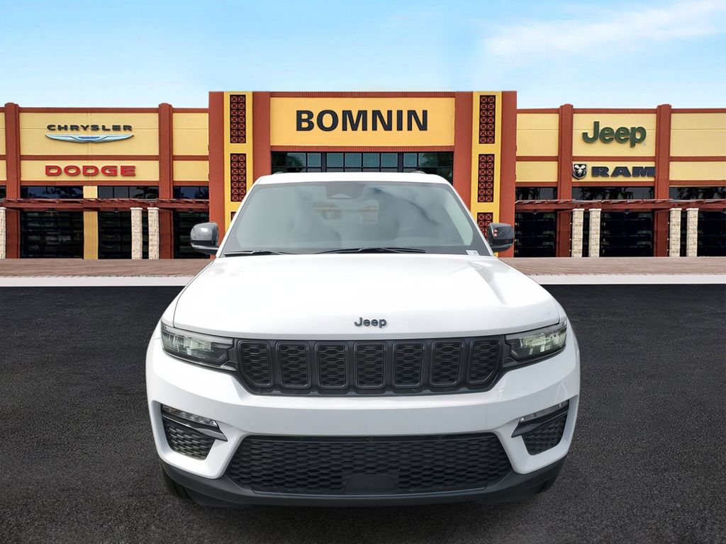 2025 Jeep Grand Cherokee Limited photo 2