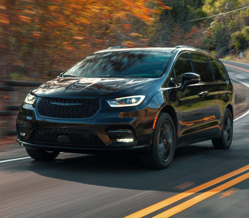 Chrysler Pacifica vs. Honda Odyssey