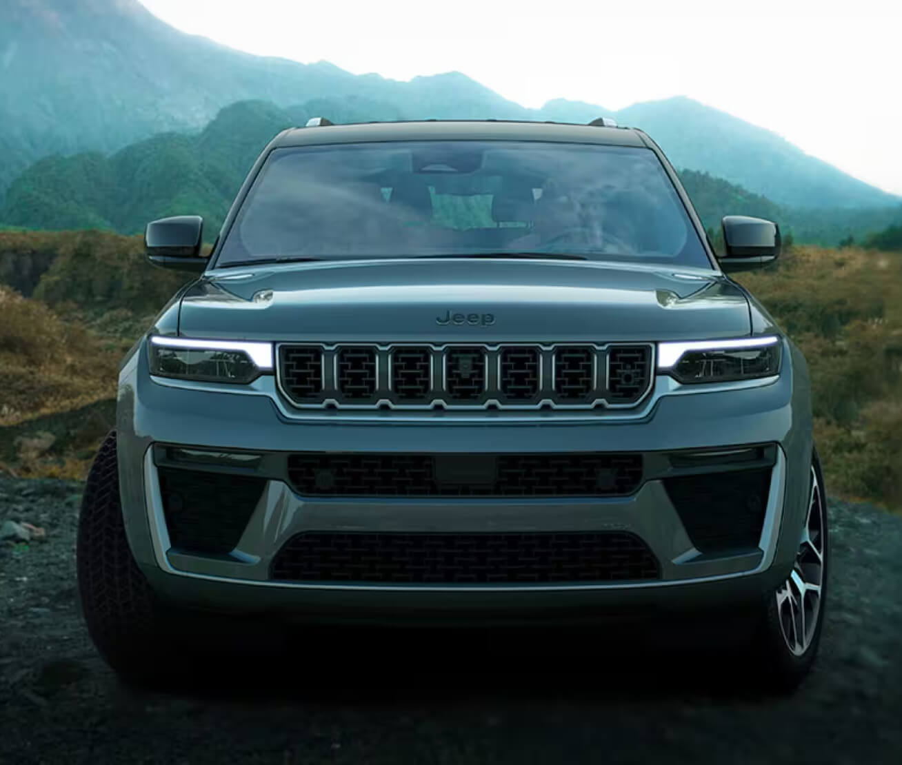 Shop the New Jeep Grand Cherokee at Bomnin CDJR Doral