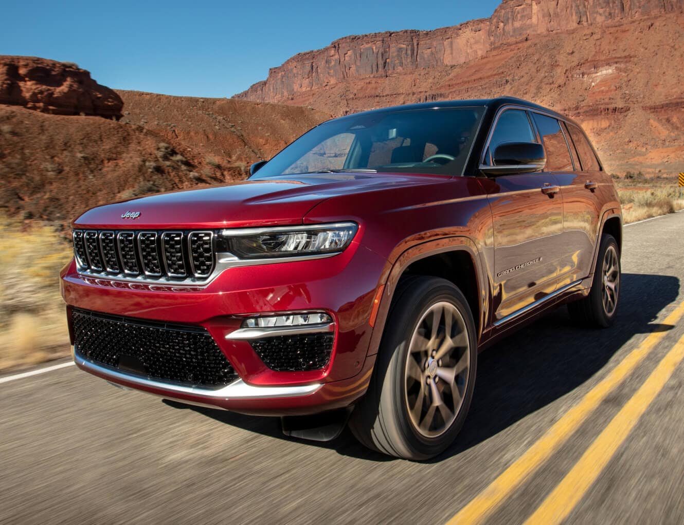 Explore Legendary Jeep Grand Cherokee Power in Doral, FL