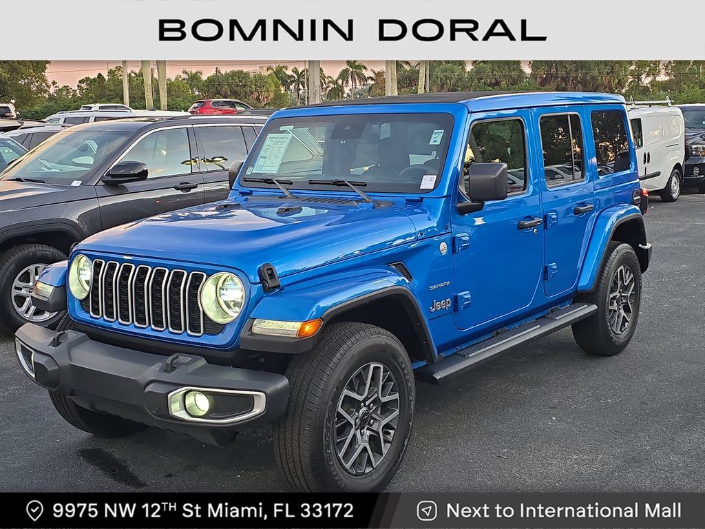 2024 Jeep Wrangler 4-Door Sahara's photo