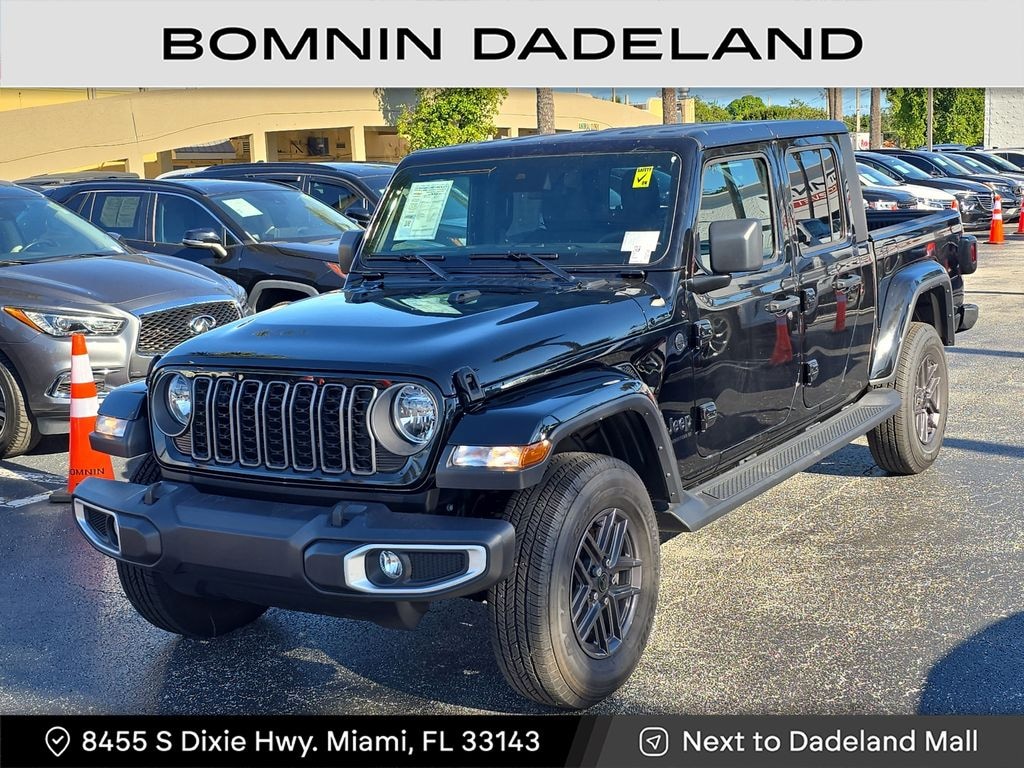 Used 2025 Jeep Gladiator Sport S Truck