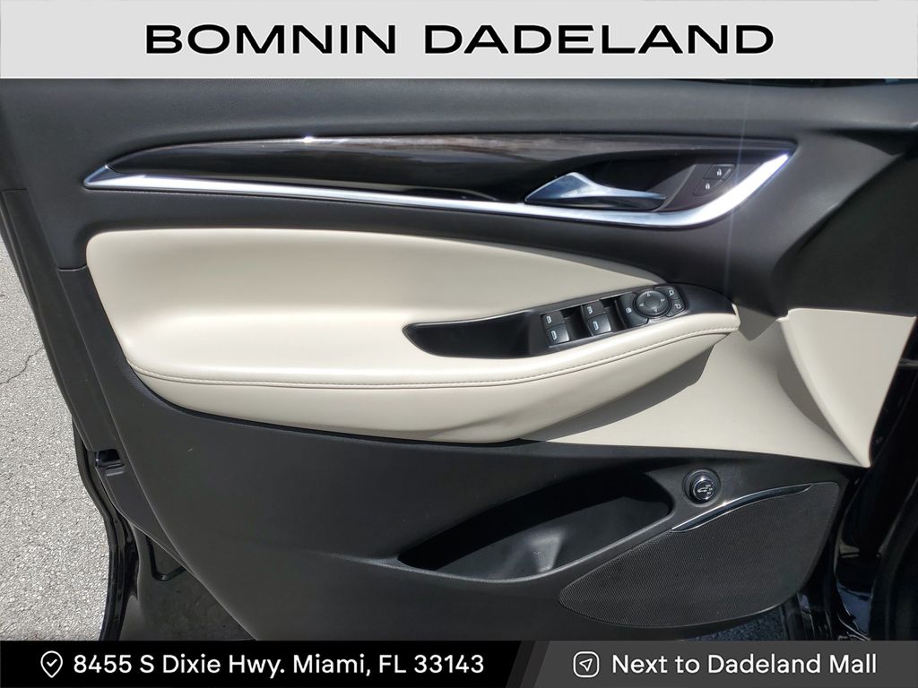 2023 Buick Enclave Essence photo 14
