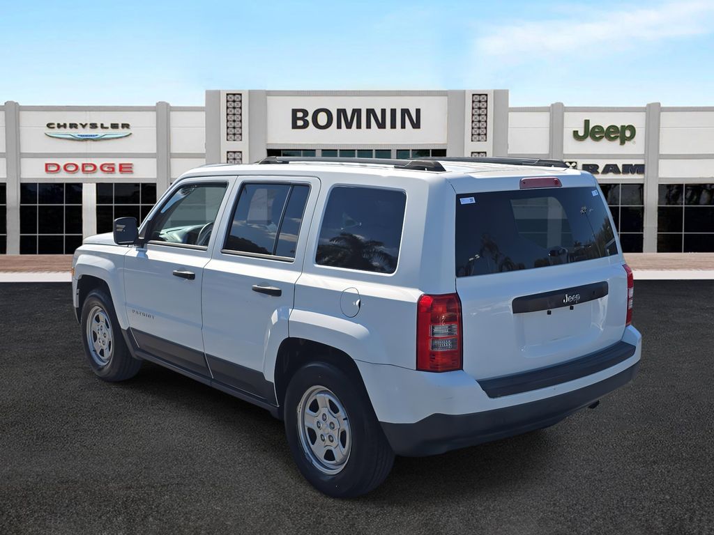 2014 Jeep Patriot Sport photo 4