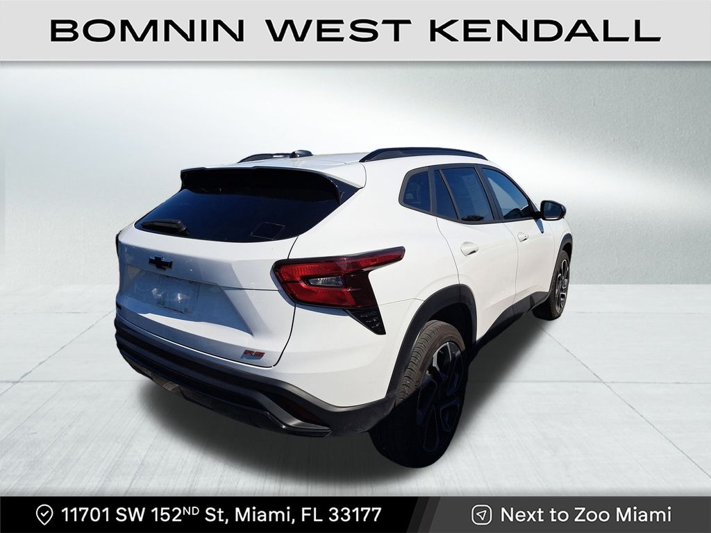 2024 Chevrolet Trax photo 4