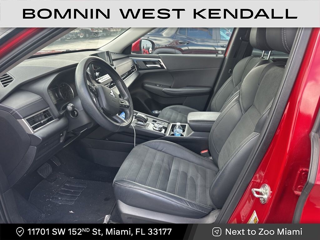 Used 2022 Mitsubishi Outlander SE SUV