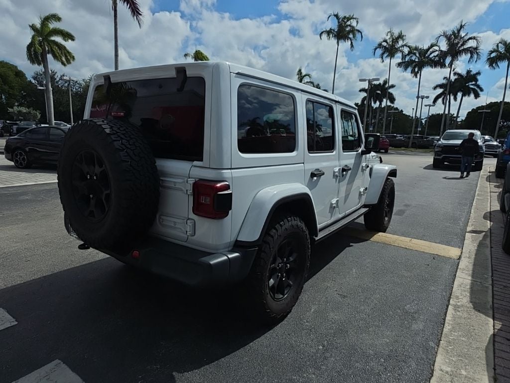 Used 2018 Jeep Wrangler Unlimited Sahara SUV