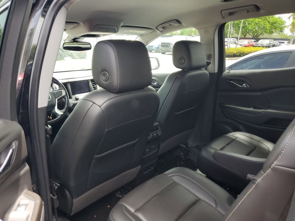 2022 GMC Acadia SLT - Photo 12