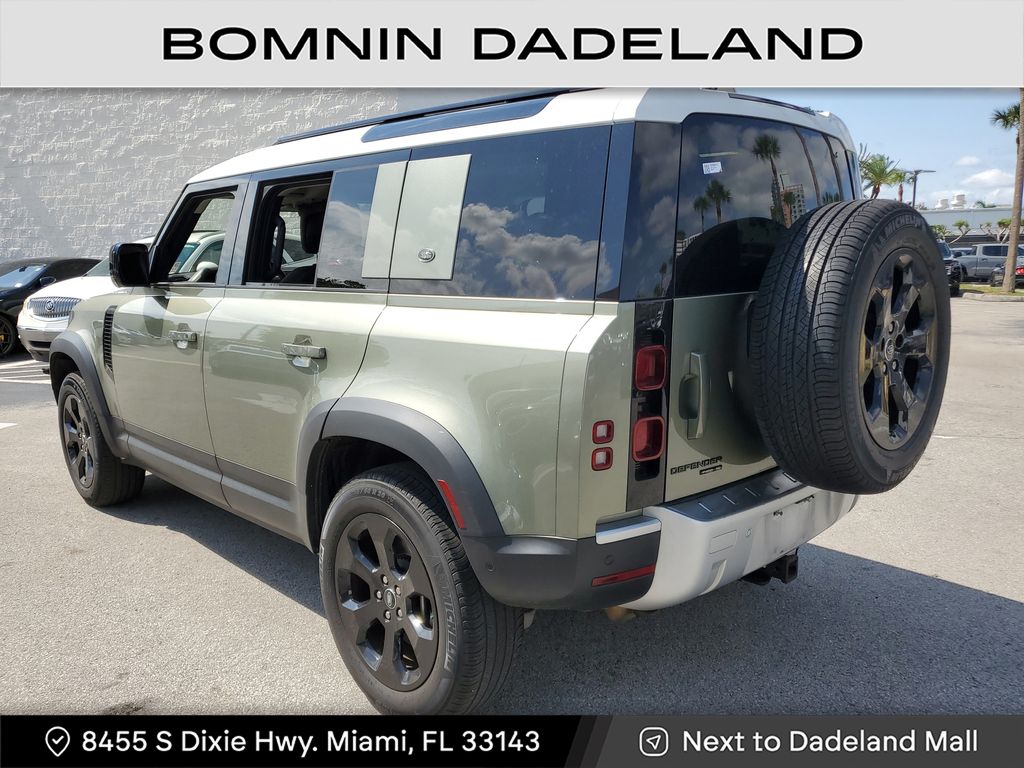 2020 Land Rover Defender SE photo 3