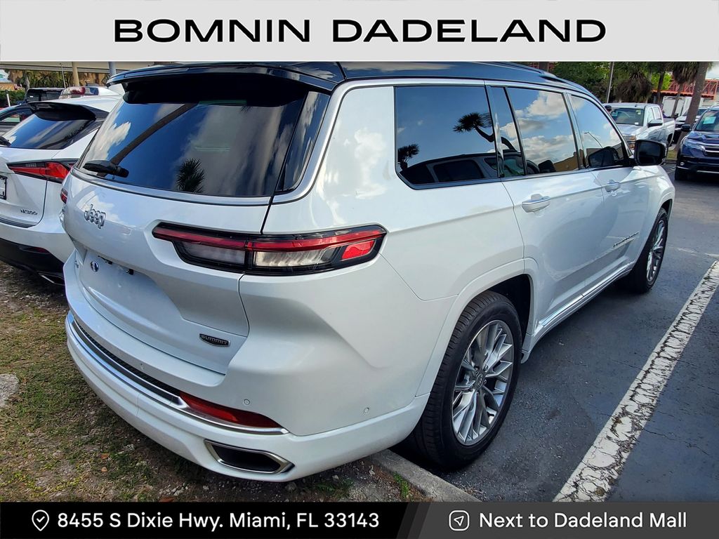 2025 Jeep Grand Cherokee L Summit photo 4