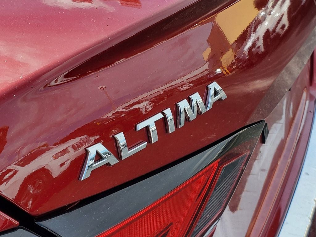 Image 6 of 2022 Nissan Altima 2.5 SR Sedan