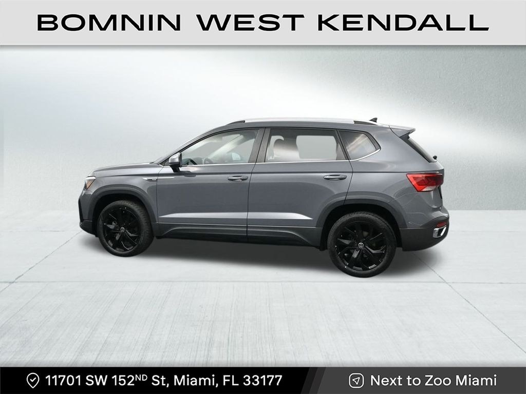 Used 2022 Volkswagen Taos 1.5T SE SUV