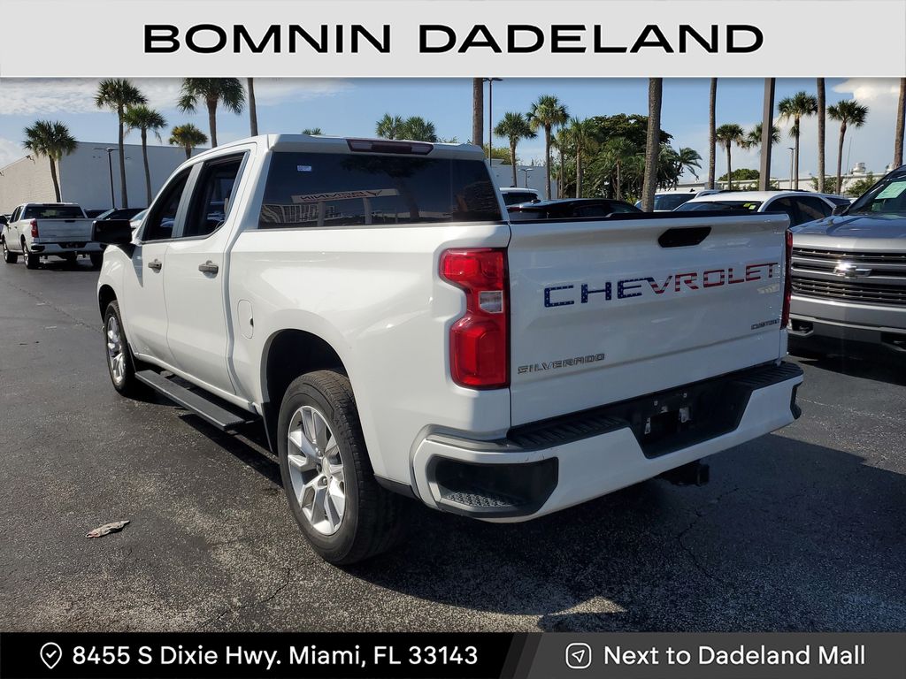 2020 Chevrolet Silverado 1500 Custom photo 3