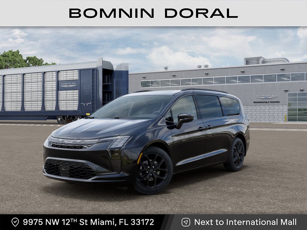 2027 Chrysler Pacifica Limited's photo