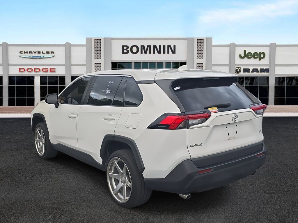 Used 2022 Toyota RAV4 LE SUV