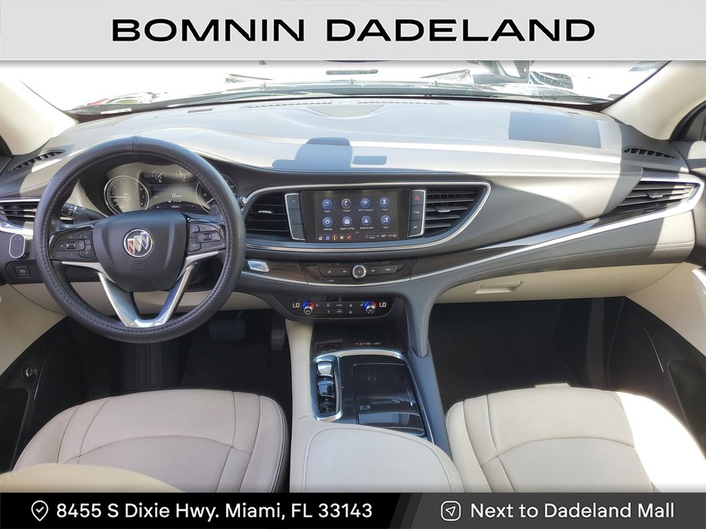 2023 Buick Enclave Essence photo 13