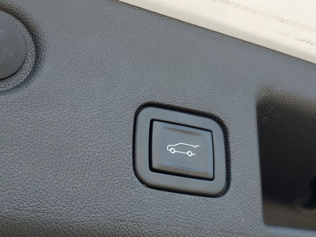 Image 8 of 2022 Chevrolet Equinox Premier SUV