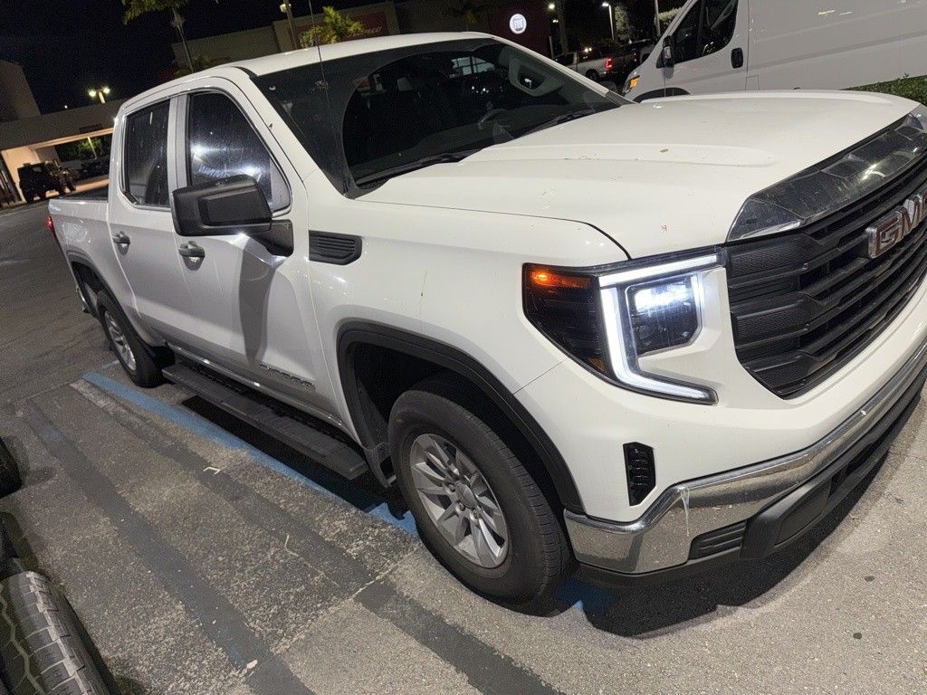 2023 GMC Sierra 1500 Pro's photo