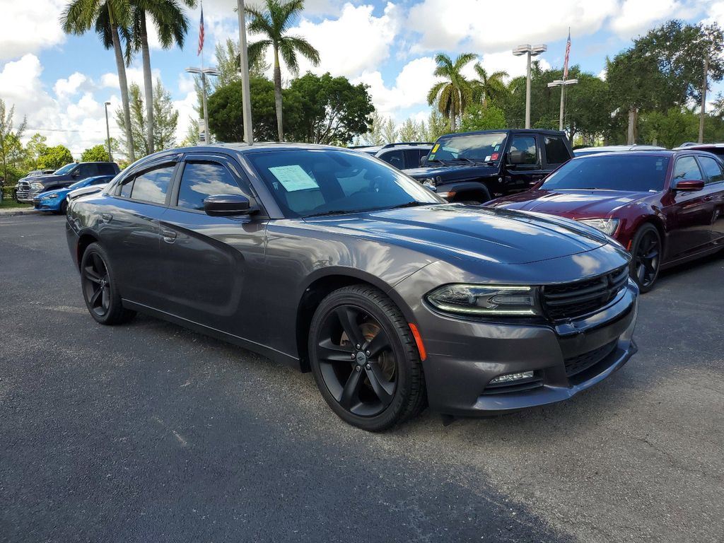 Used 2017 Dodge Charger SXT with VIN 2C3CDXHG3HH581825 for sale in Miami, FL