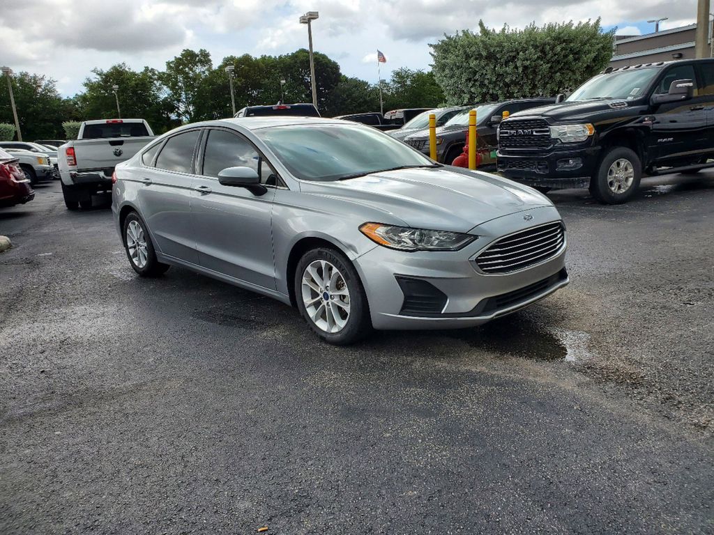 Used 2020 Ford Fusion SE with VIN 3FA6P0HD5LR185105 for sale in Miami, FL