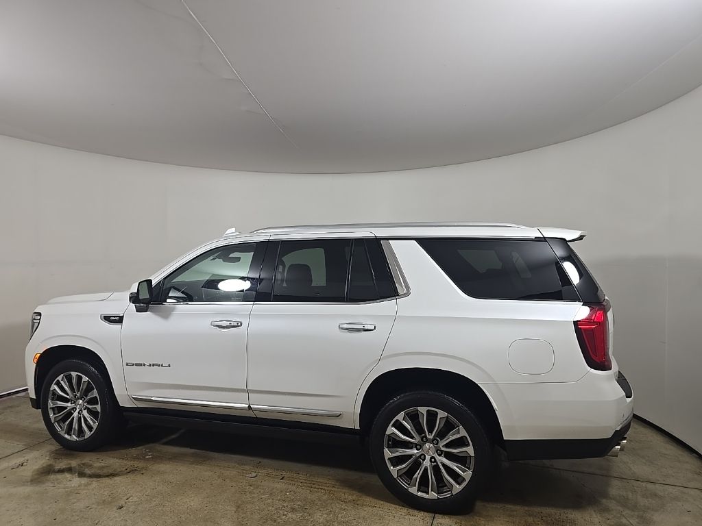 2021 Gmc Yukon Denali photo 3