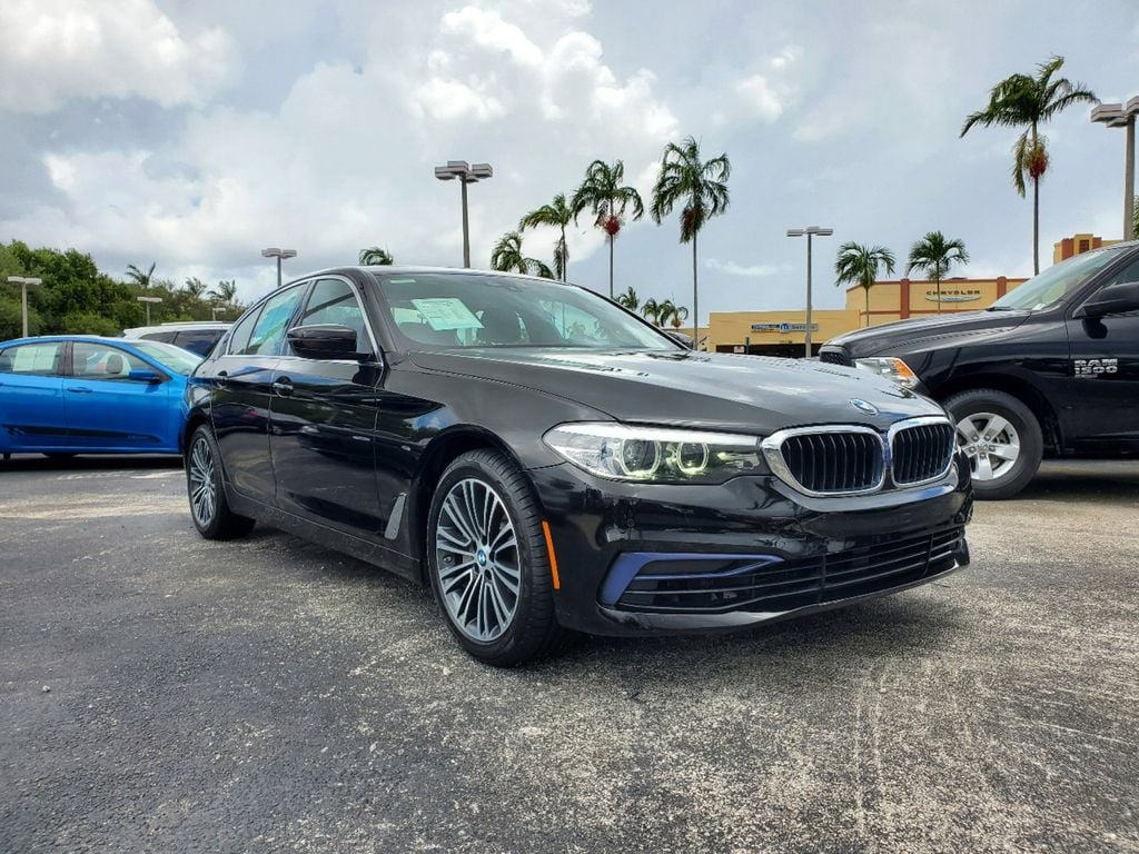 Used 2019 BMW 5 Series 530i with VIN WBAJA5C54KBX87884 for sale in Miami, FL