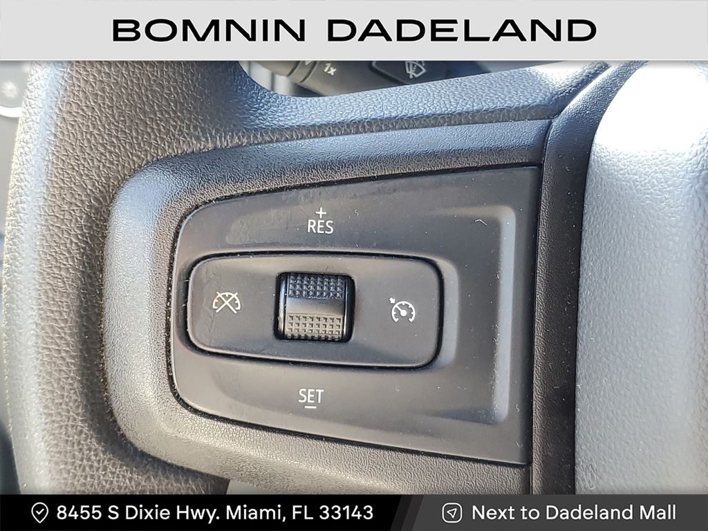 2020 Chevrolet Silverado 1500 Custom photo 15