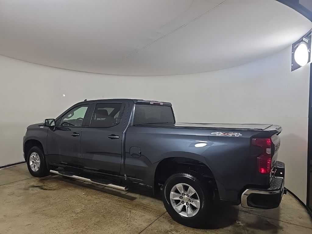 2021 Chevrolet Silverado 1500 LT photo 4