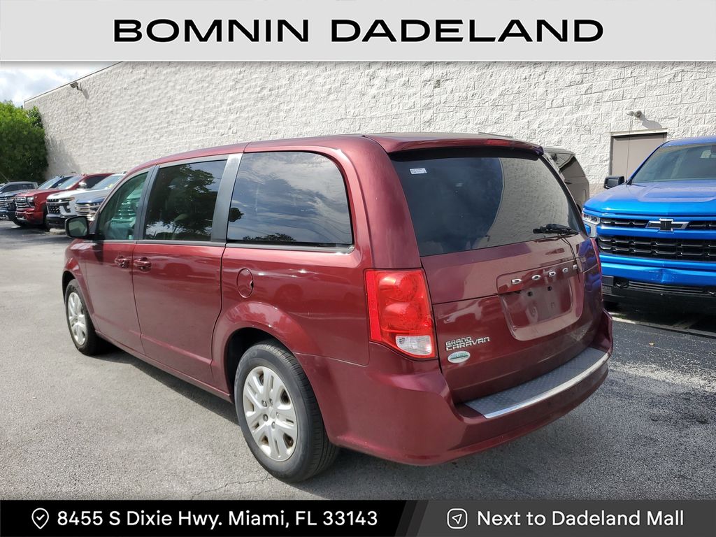 2018 Dodge Grand Caravan SE photo 3