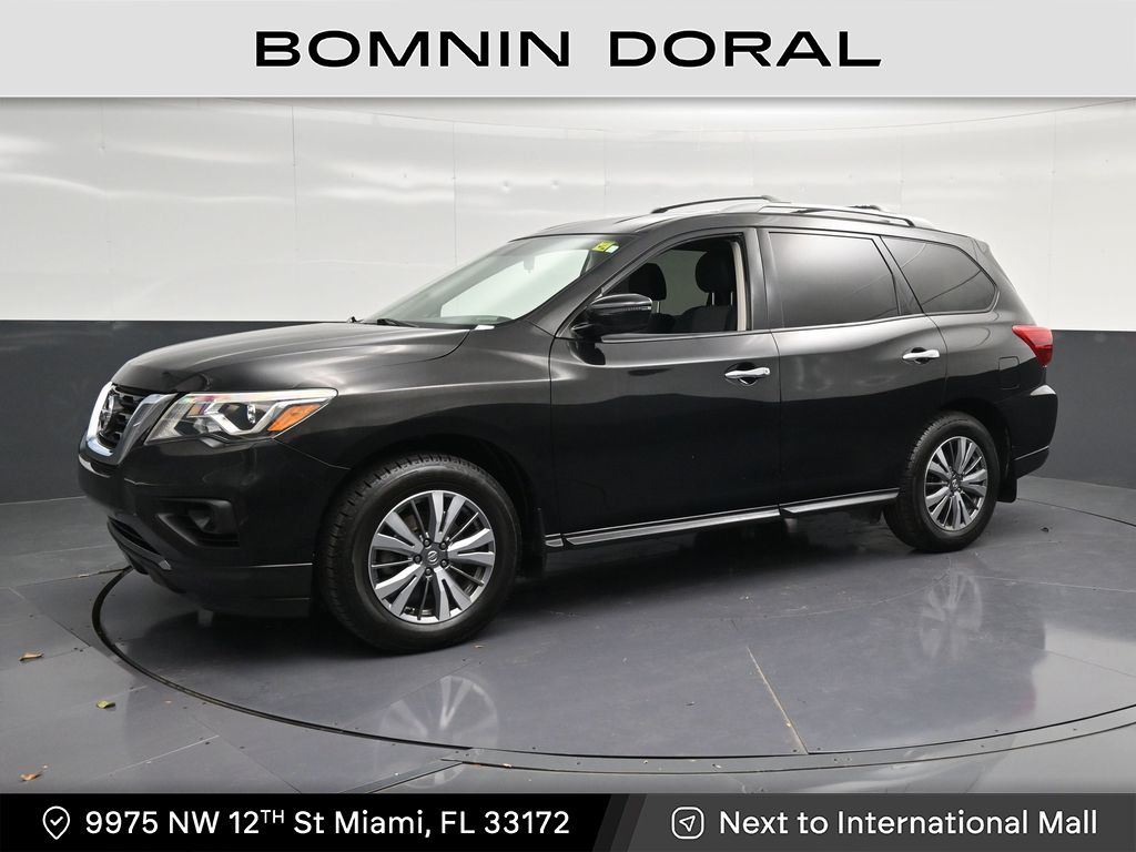 2019 Nissan Pathfinder S 2WD's photo