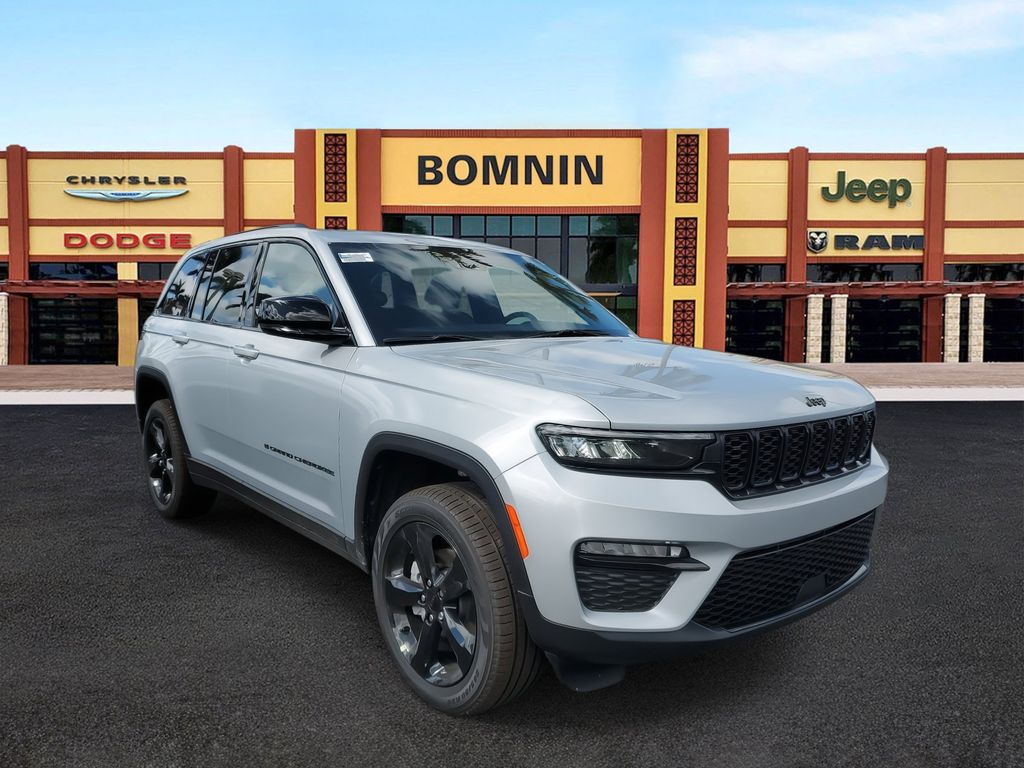2025 Jeep Grand Cherokee Limited photo 2