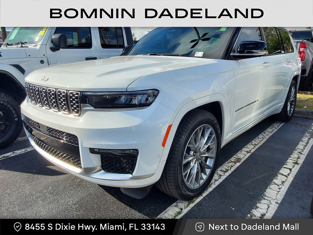 2025 Jeep Grand Cherokee L Summit photo 2