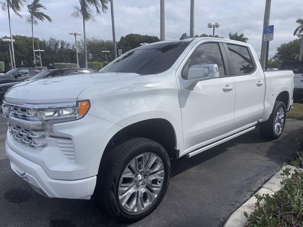 2023 Chevrolet Silverado 1500 RST photo 2