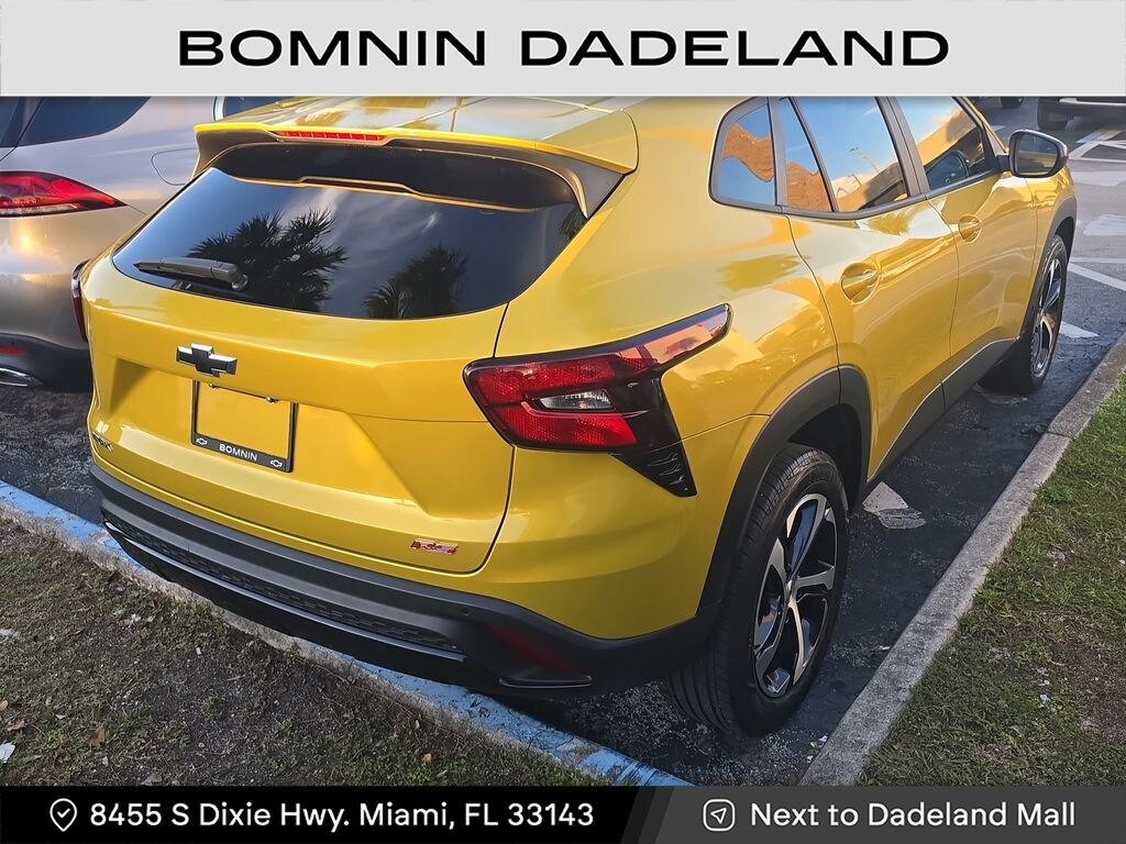Used 2024 Chevrolet Trax 1RS SUV