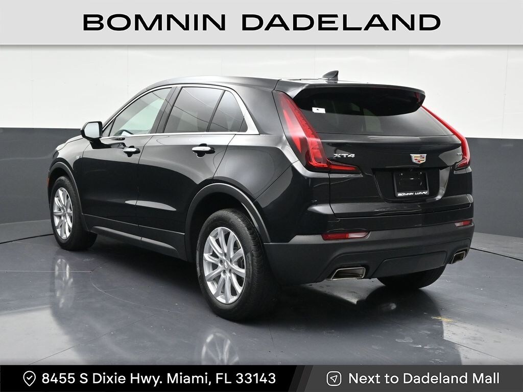 Used 2022 Cadillac XT4 Luxury SUV