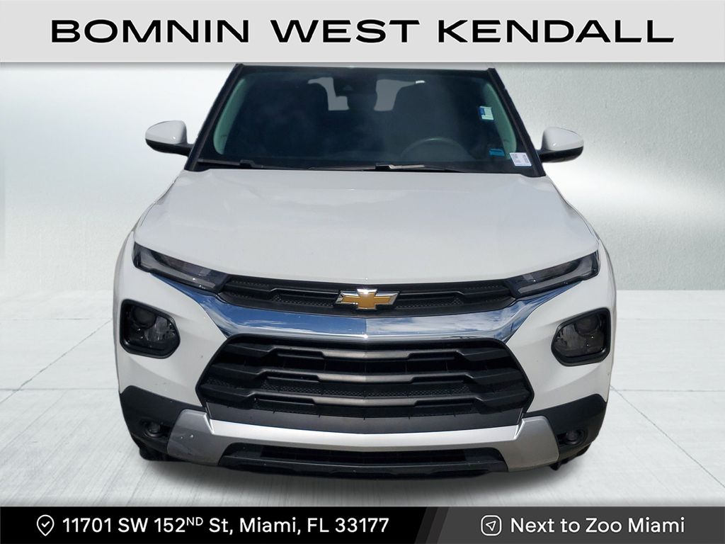 2023 Chevrolet Trailblazer LT photo 2