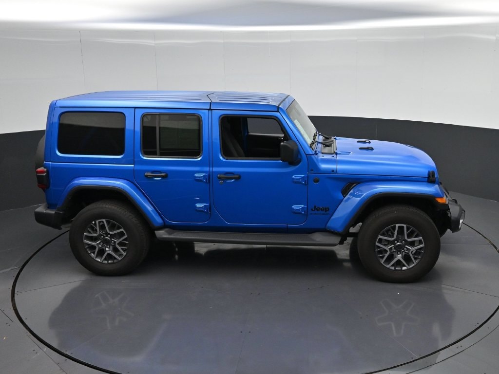2025 Jeep Wrangler 4-Door Sahara - Photo 19