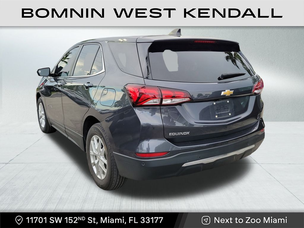 2023 Chevrolet Equinox LT photo 3