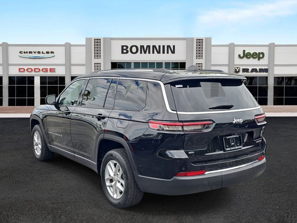 Used 2022 Jeep Grand Cherokee L Laredo SUV