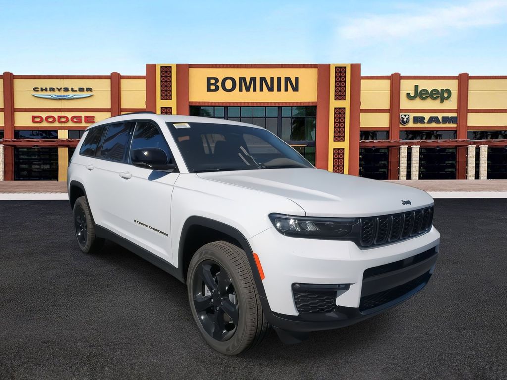 2025 Jeep Grand Cherokee L photo 2