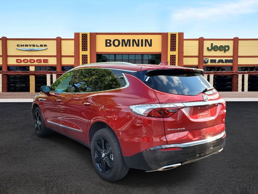 2024 Buick Enclave Essence photo 4