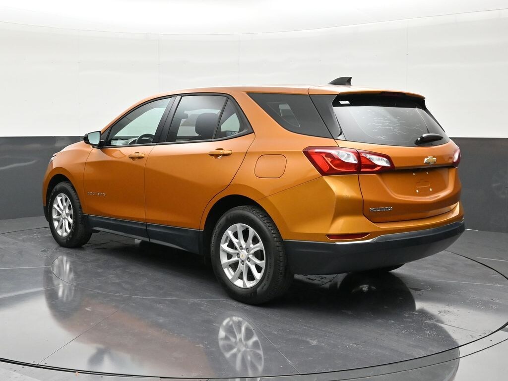 Used 2018 Chevrolet Equinox LS SUV