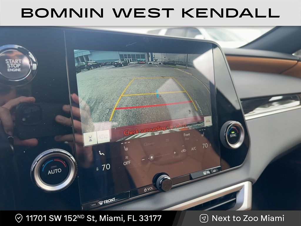 2025 Lexus RX 350 photo 4