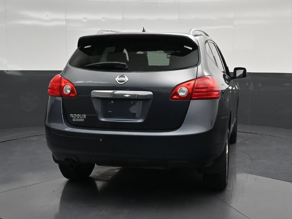 Used 2015 Nissan Rogue Select S with VIN JN8AS5MT3FW665775 for sale in Miami, FL