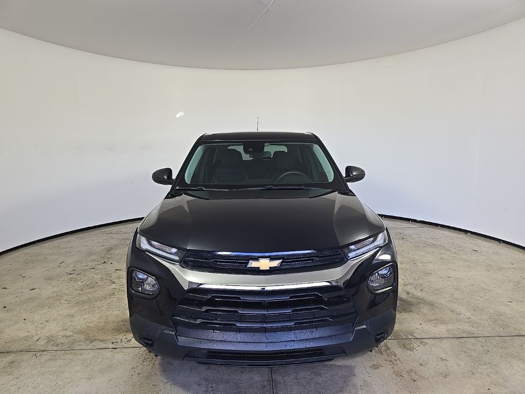 2021 Chevrolet Trailblazer LS photo 3