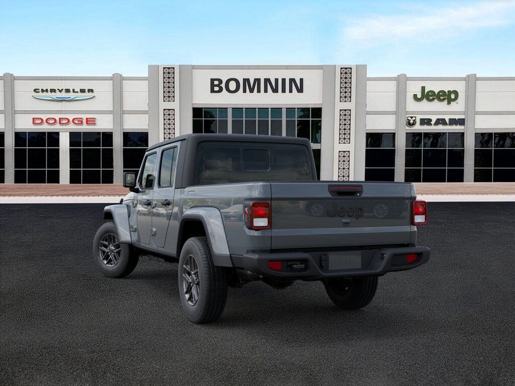 New 2026 Jeep Gladiator Sport S Pickup