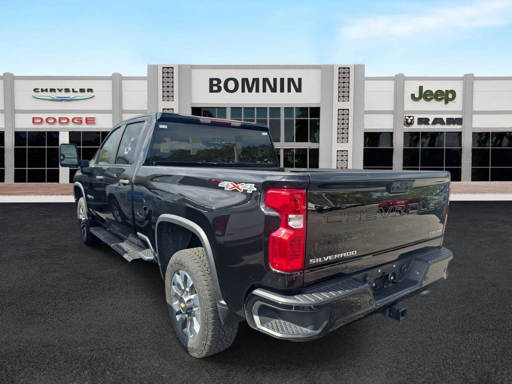 Used 2024 Chevrolet Silverado 2500HD Custom Truck